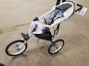lot 795 image: CoPilot 15 Running Stroller 3-wheel Bike with Gray Frame