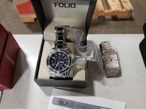 lot 450 image: Lot of (2) Mens Wrist Watches  with Folio, Bulova