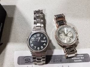 lot 452 image: Lot of (2) Mens Wrist Watches  with Bulova, NY&C