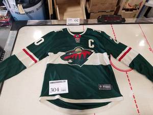 lot 304 image: Fanatics #20 Minnesota Wild Hockey Jersey Large GreenWhite
