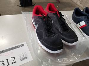 lot 312 image: Nike Mens Shoes Size 11 BlackRed