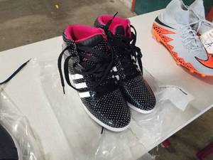 lot 314 image: Adidas Ladies High Top Shoes Size 7 BlackRed