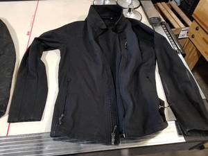 lot 328 image: Swiss Tech Mens Jacket Small Black