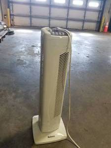 lot 330 image: Holmes Tower Fan 4-speed
