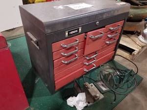 lot 376 image: Homak Metal Tool Chest 10-drawer BrownRed