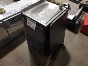 lot 385 image: NSF Stainless Steel Water Fountain 12Wx15Dx30H
