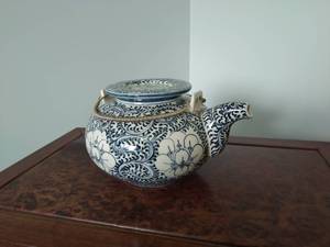 lot 152 image: Ceramic Tea Kettle