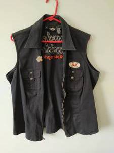 lot 183 image: Harley Davison Womans Vest
