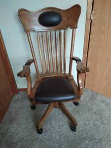 lot 196 image: Tei Office Banker Chair