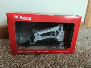 lot 199 image: Bobcat T590 Compact Track Loader Die Cast Model