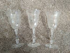 lot 269 image: 3 Crystal Wine Glasses