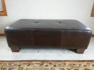 lot 102 image: Ottoman