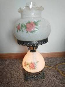 lot 205 image: White Hurricane Lamp
