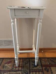 lot 212 image: Farmhouse Style Wood End Table