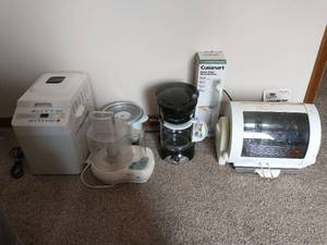 lot 225 image: Collection of Kitchen Appliances