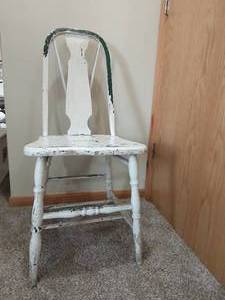 lot 228 image: Vintage Chair