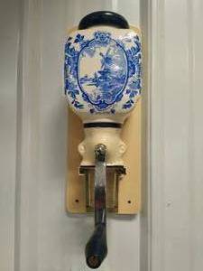 lot 28 image: Coffee Grinder