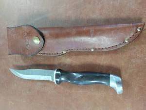 lot 97 image: Cutco Knife with Case