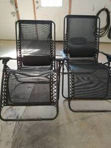 lot 322 image: Two Lounge Chairs
