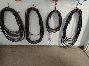 lot 321 image: Four Pneumatic Hoses