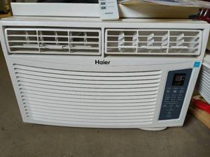 lot 343 image: Haier Room Air Conditioner
