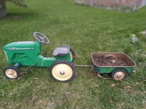 lot 385 image: Green John Deere 8310 Tractor with Trailer