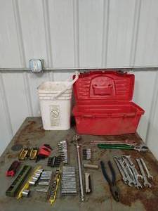 lot 354 image: Collection Of Hand tools