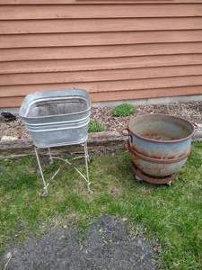 lot 451 image: Vintage Mixing Bowl With Floor Cart And Galvanized Bucket With Stand