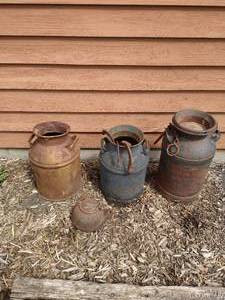 lot 452 image: Three Vintage Milk Cans