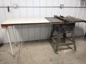 lot 14 image: SearsCraftsman Roebuck Table Saw