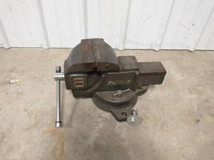 lot 16 image: Buffalo Number 6 Vice