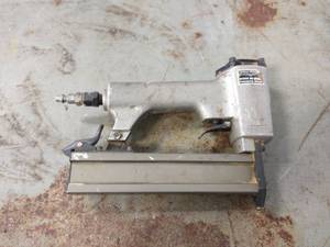 lot 68 image: Central Pneumatic Nailer