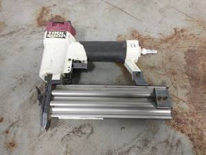 lot 69 image: Tool Shop 18 Gauge Nail Gun