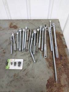 lot 73 image: Collection Of Socket Wrenches And Accessories