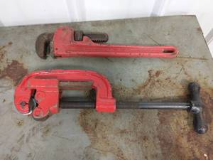 lot 77 image: Pipe Wrench And Pipe Cutter