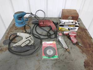 lot 319 image: Collection Of Power Tools And More