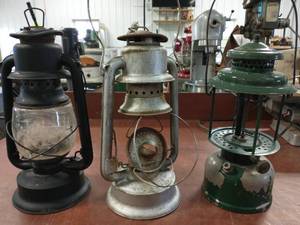 lot 346 image: Three Barn Lanterns
