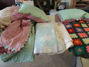 lot 663 image: Handmade Blanket, Bedspread