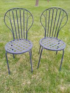 lot 667 image: Pair of Metal Patio Chairs