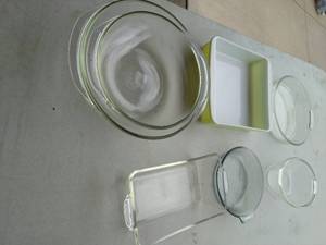 lot 616 image: Collection of Vintage Pyrex