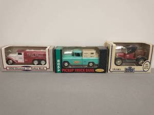 lot 18 image: Ertl Anheuser Busch Truck Bank