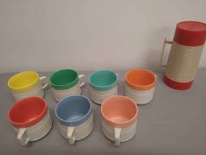 lot 81 image: Vintage Cornish Thermal Mugs