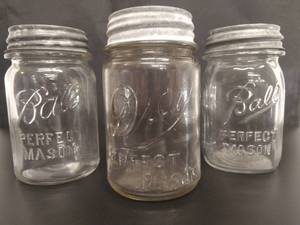 lot 87 image: Ball  and Drey Perfect Mason Jars Clear