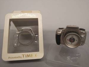 lot 100 image: Timex Mini Clock Camera design