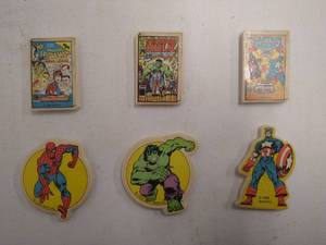 lot 118 image: Vintage Marvel Fridge Magnets - 1989