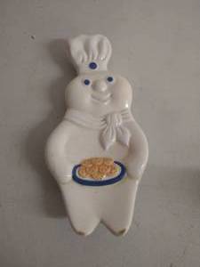 lot 124 image: Pilsbury Doughboy Spoon Holder