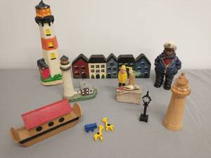Lighthouses, Noahs Ark, and Shore-Themed Dcor