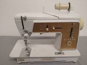 Singer Sewing Machine
