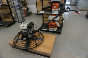 lot 14 image: North Star Brand Model TMT36 Power Concrete Trowel