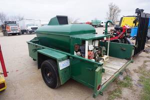 lot 13 image: Shop Built Hydro Seeder Trailer
